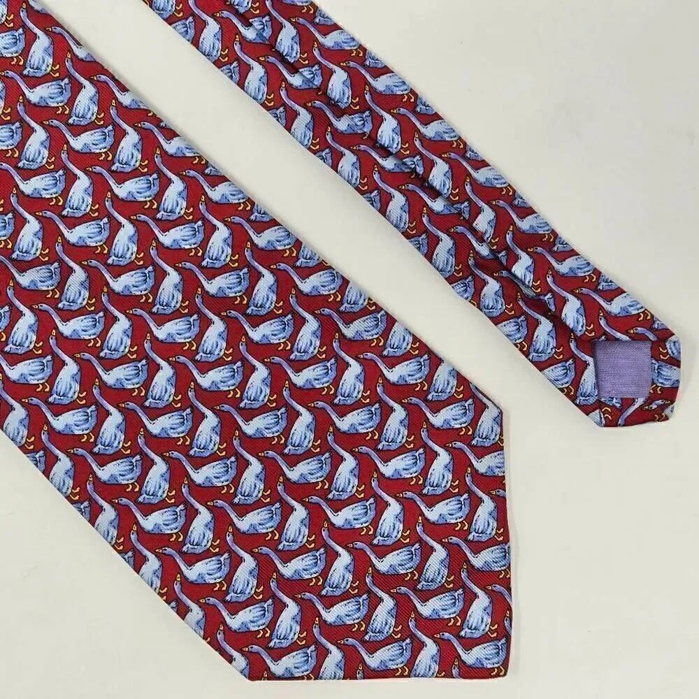 TM LEWIN JERMYN STREET SILK TIE RED BLUE GOOSE PATTERN SMOOTH 3.75" X 57"